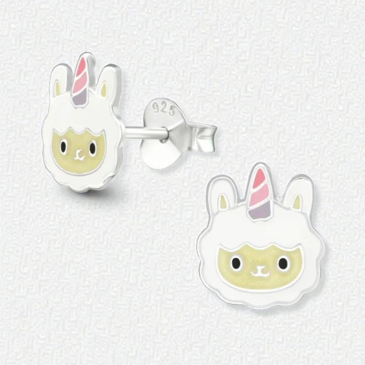 Zilveren Schaap Oorbellen - Wit en Beige Emaille - Aramat Jewels - Oorbellen - cadeautip