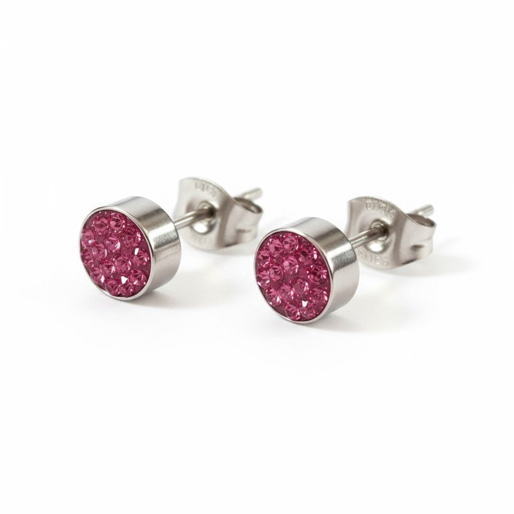 Zilverkleurige oorstekers met fuchsia roze kristallen – 6 mm - Aramat Jewels - Oorbellen - cadeautip