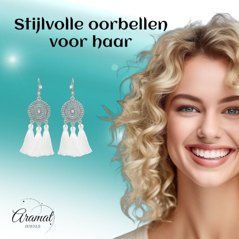 Zomerse Boho Oorhangers Kwastjes Wit 75mm - Aramat Jewels - Oorbellen - cadeautip