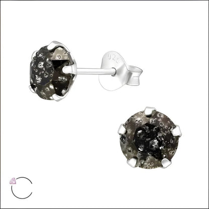 Oorbellen met zwarte diamant